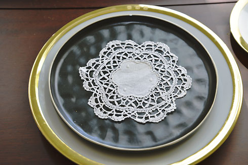 Southern Hearts Cluny Lace Doily. 5"x5" Round Cluny Lace.